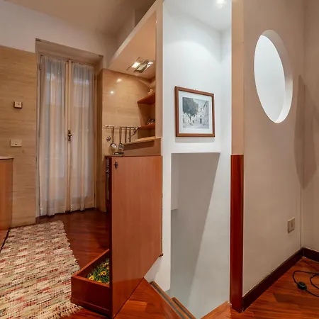 Campo De Fiori Unique Rome