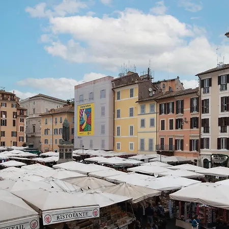 Apartment Campo De Fiori Unique